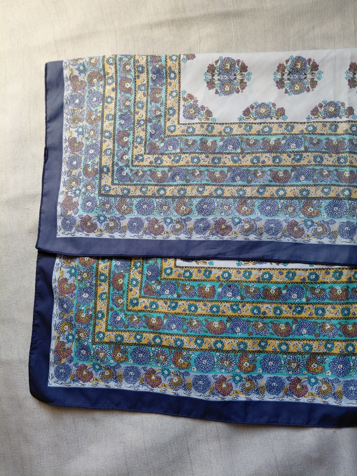 Vintage Blue Floral Medallion Square Scarf Boho Festival Head Wrap Neckerchief