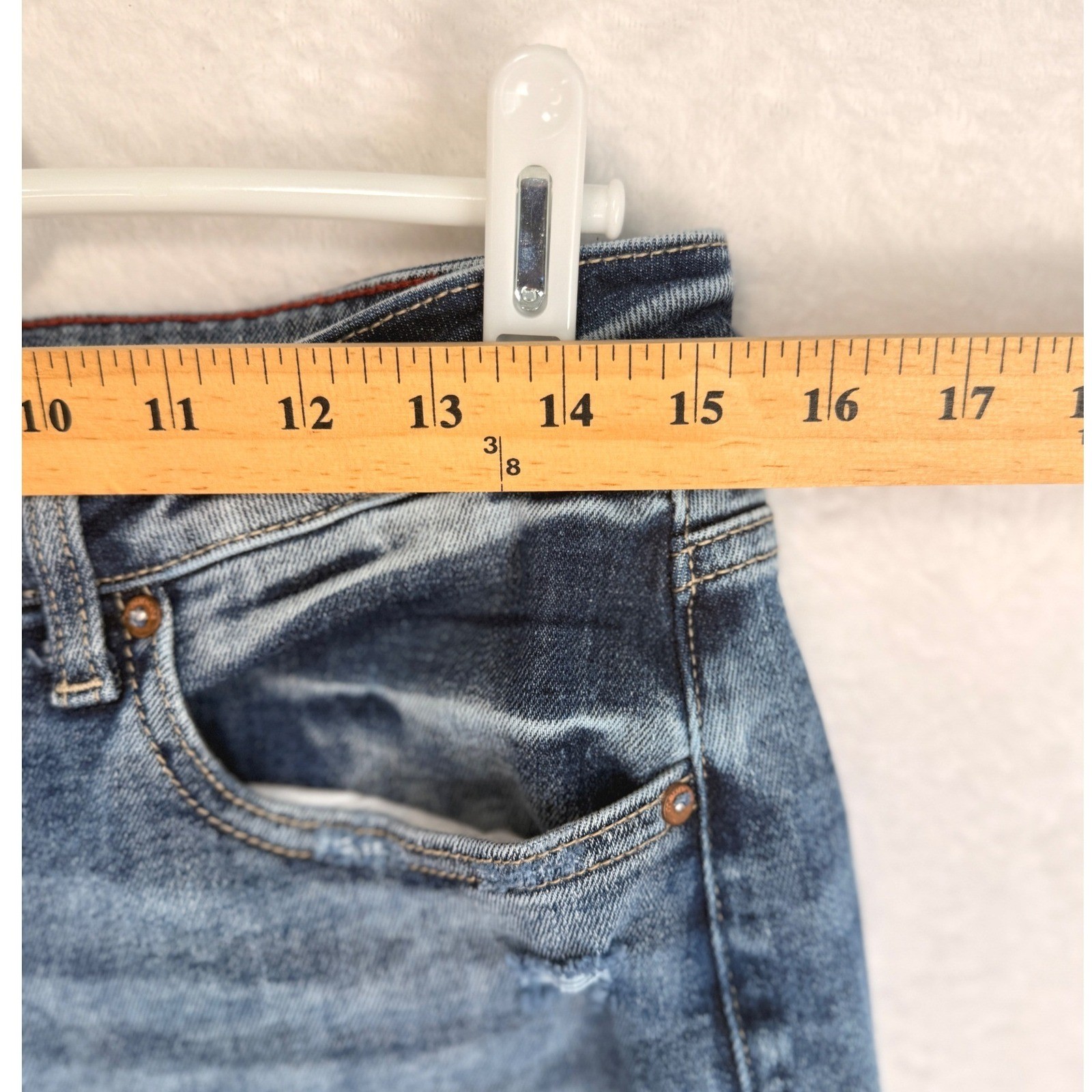 Maurices High Rise Boyfriend Distressed Jeans Blue Button Fly Size 8 Reg
