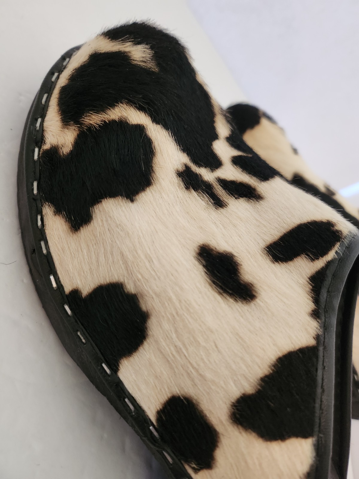 Women’s Tessa Clogs Of Vail Cowhide Cow Print Shoes Size EU 40 US 9/ 9.5 Sweden
