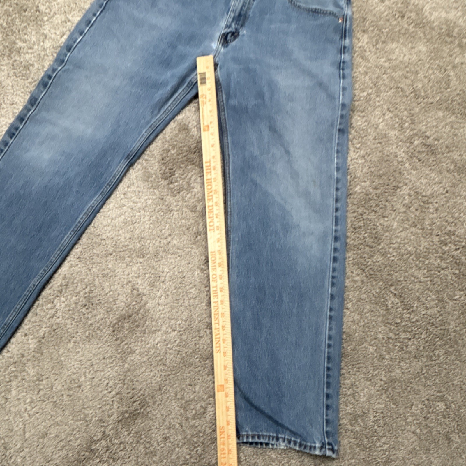Levi’s 500 Series Men’s 505 Straight Blue Medium Wash Denim Jeans 5-Pocket