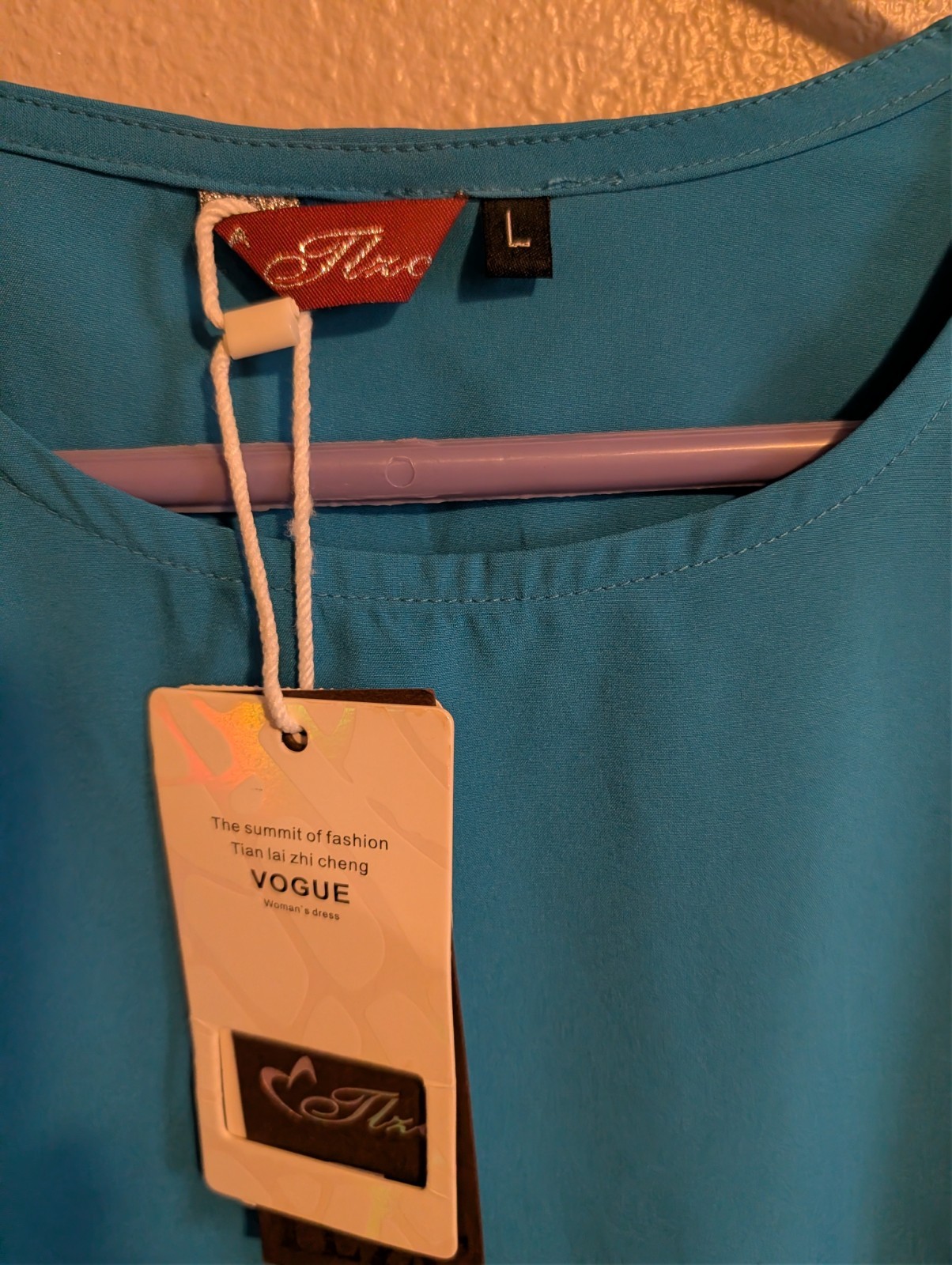Th. Women’s Blue Solid Round Neck Cap Sleeve Pullover Cut-Out Blouse L