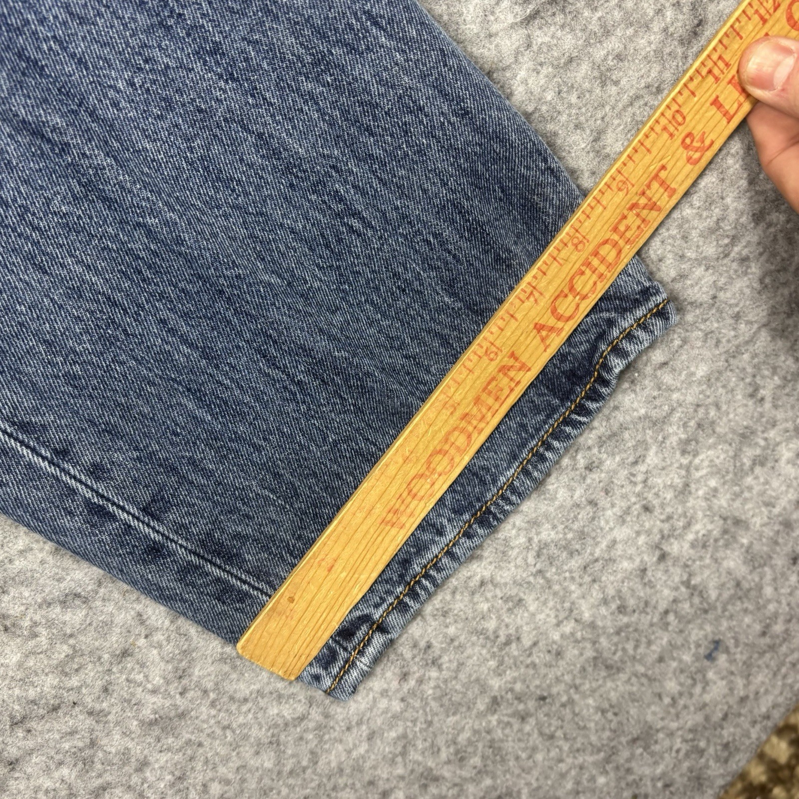 Levis 501 Original Straight Button Fly Denim Jeans Mens 38×30 Blue Medium Wash