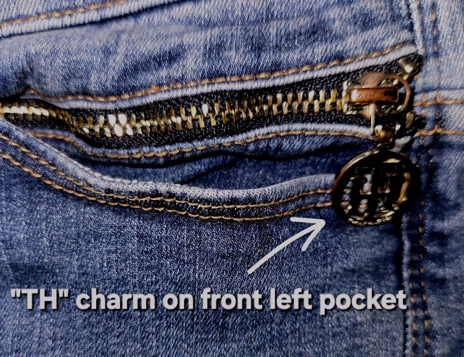 TOMMY HILFIGER Gramercy Pull On Skinny Jeans Size 6 Blue Jeggings Charm Pockets