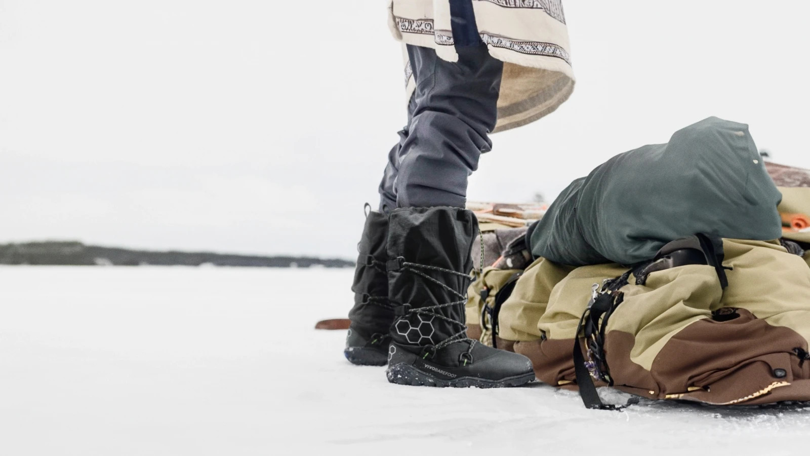 Vivobarefoot Tundra ESC Expedition Boots – SIZE 10 – NEW IN BOX – RETAIL: $550