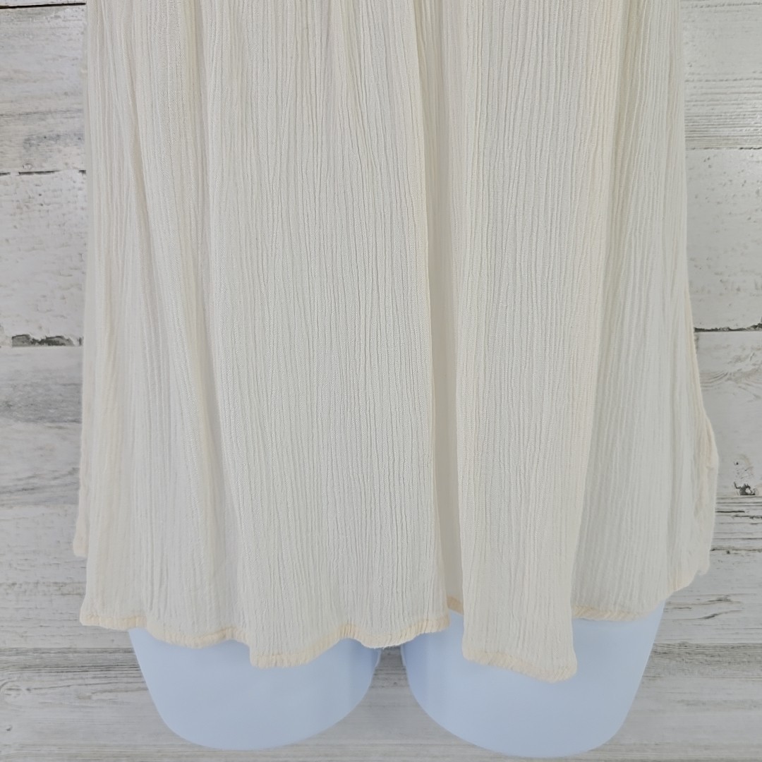 AMERICAN EAGLE BLOUSE WOMEN’S SIZE SMALL SHEER LACE TOP IN CREAM COLOR *STAIN*..