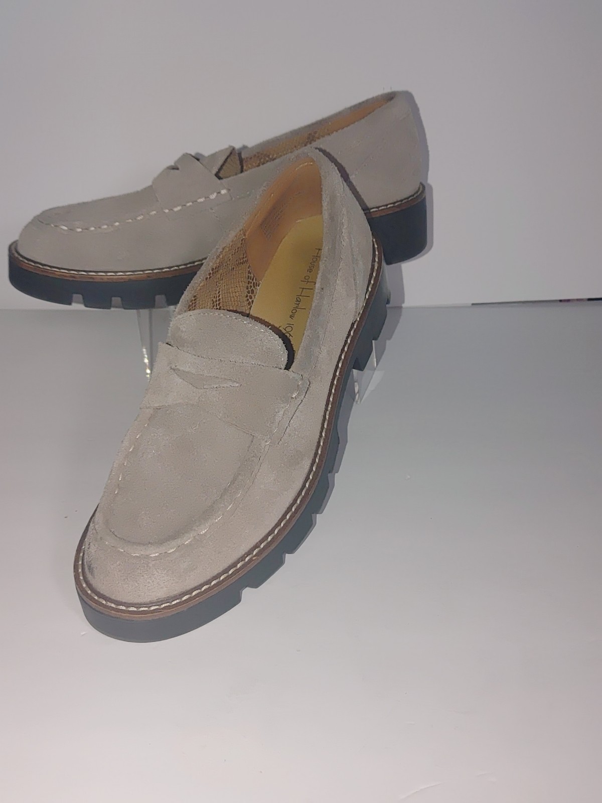 House of Harlow 1960 Womens 8.5M Suede Taupe Leather Penny Loafer Lug Sole Shoes