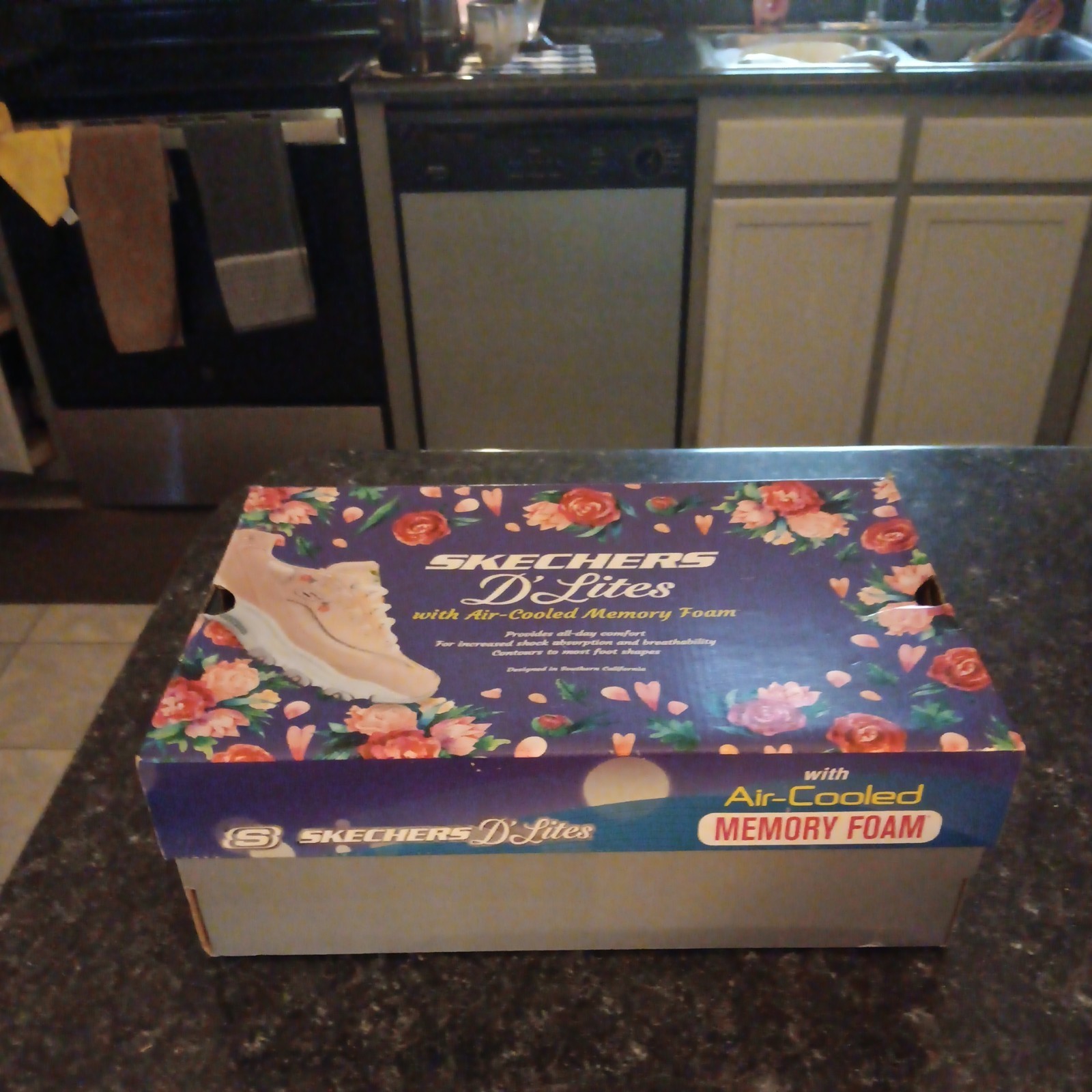 Sketchers D’Lites Memory Foam Sneakers