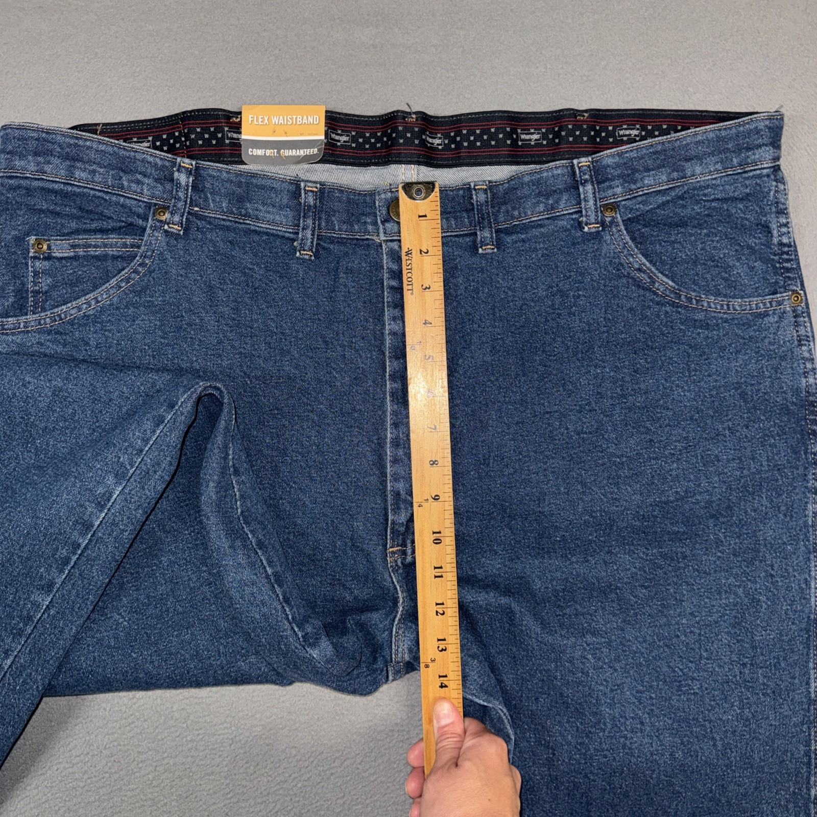 Wrangler Jeans Mens 44×29 Blue Regular Fit Straight Comfort Solutions Series NWT