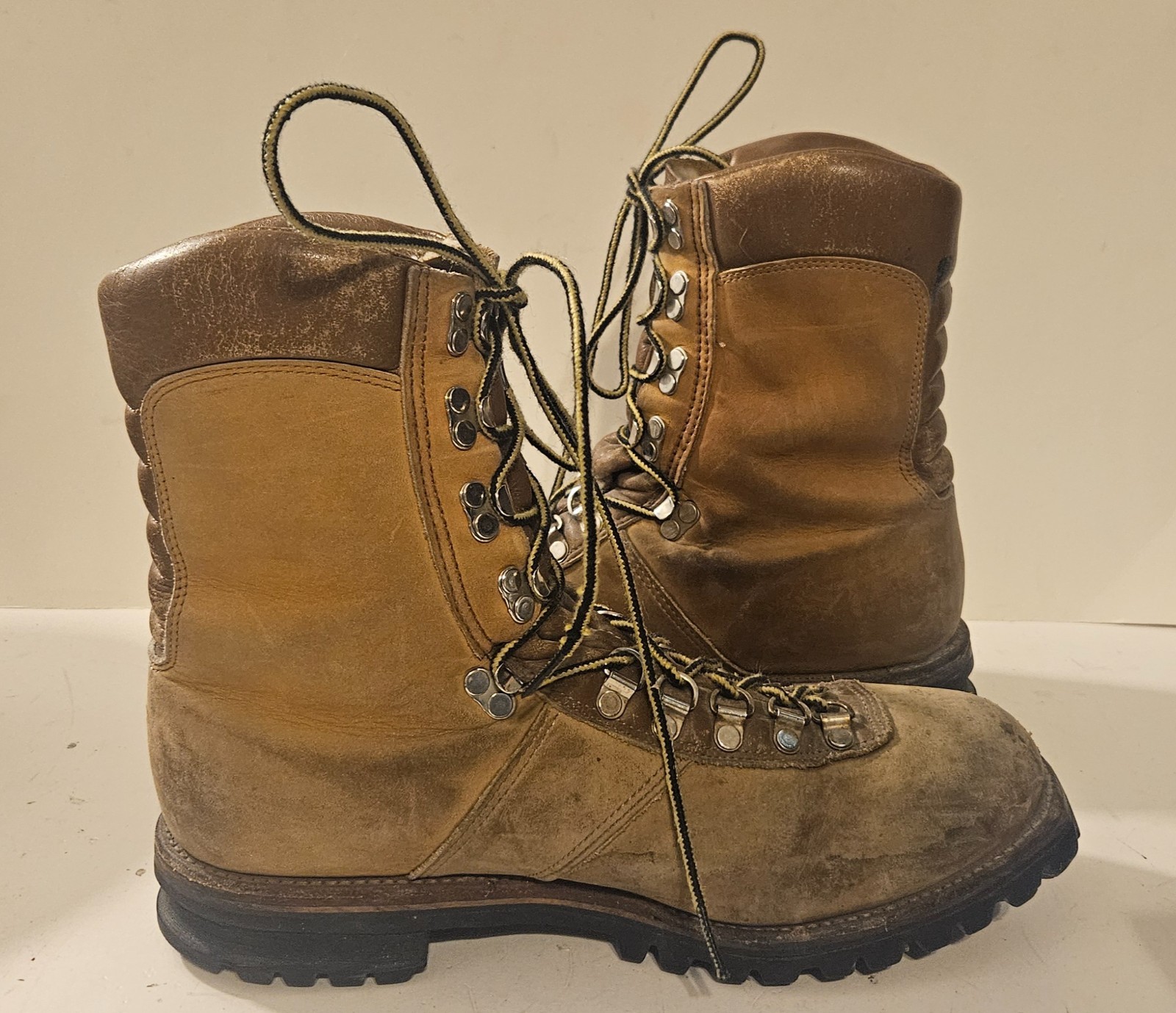 Vtg USA Made Original CHIPPEWA Arctic 8″ Rugged Leather Boots Men’s 10 EE