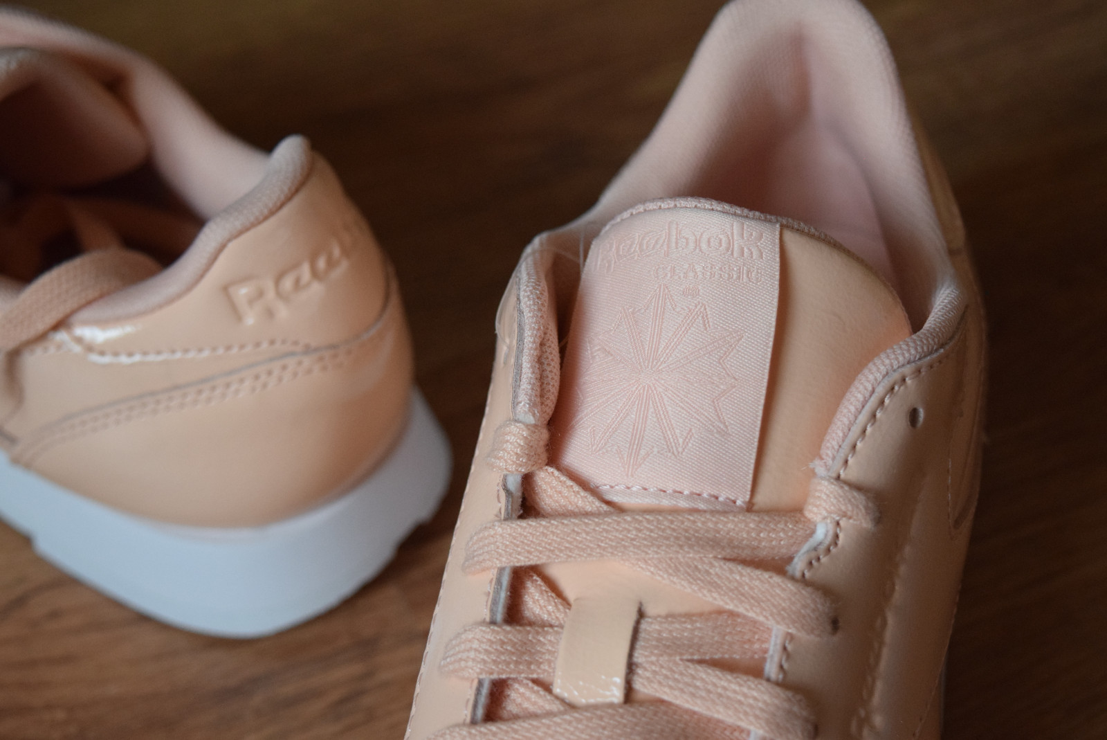 Reebok Classic Leather Patent 36 37 38 39 40 41 CN0771 paint princess spirit