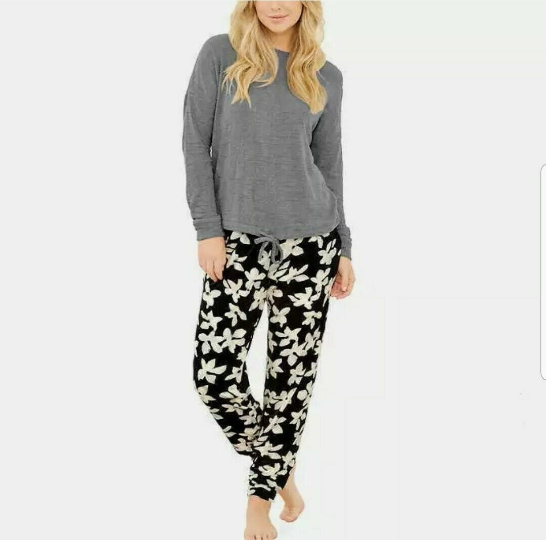 Three Dots 2 Piece Knit Velour Set With Eye Mask E41