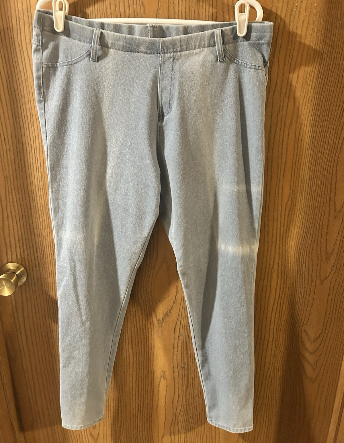 Faded Glory Women’s Light Wash Blue Denim Pull-On Skinny Stretch Jeans XL