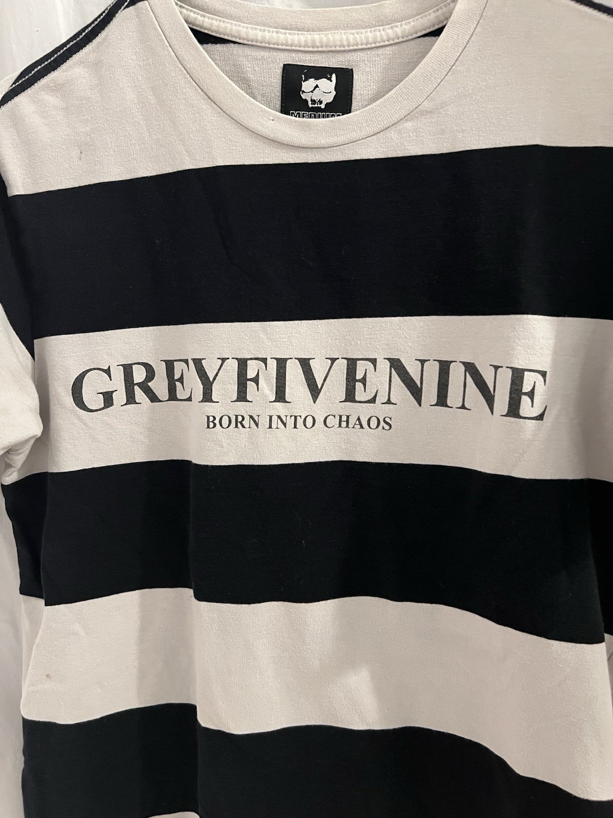 Grey Five Nine Born Into Chaos Black Gray Striped Tee Sz M suicide boys