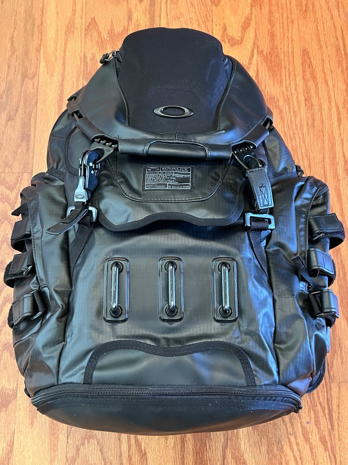 Oakley Kitchen Sink LX Designer Backpack Shiny Stealth Black Military Bag Luxury