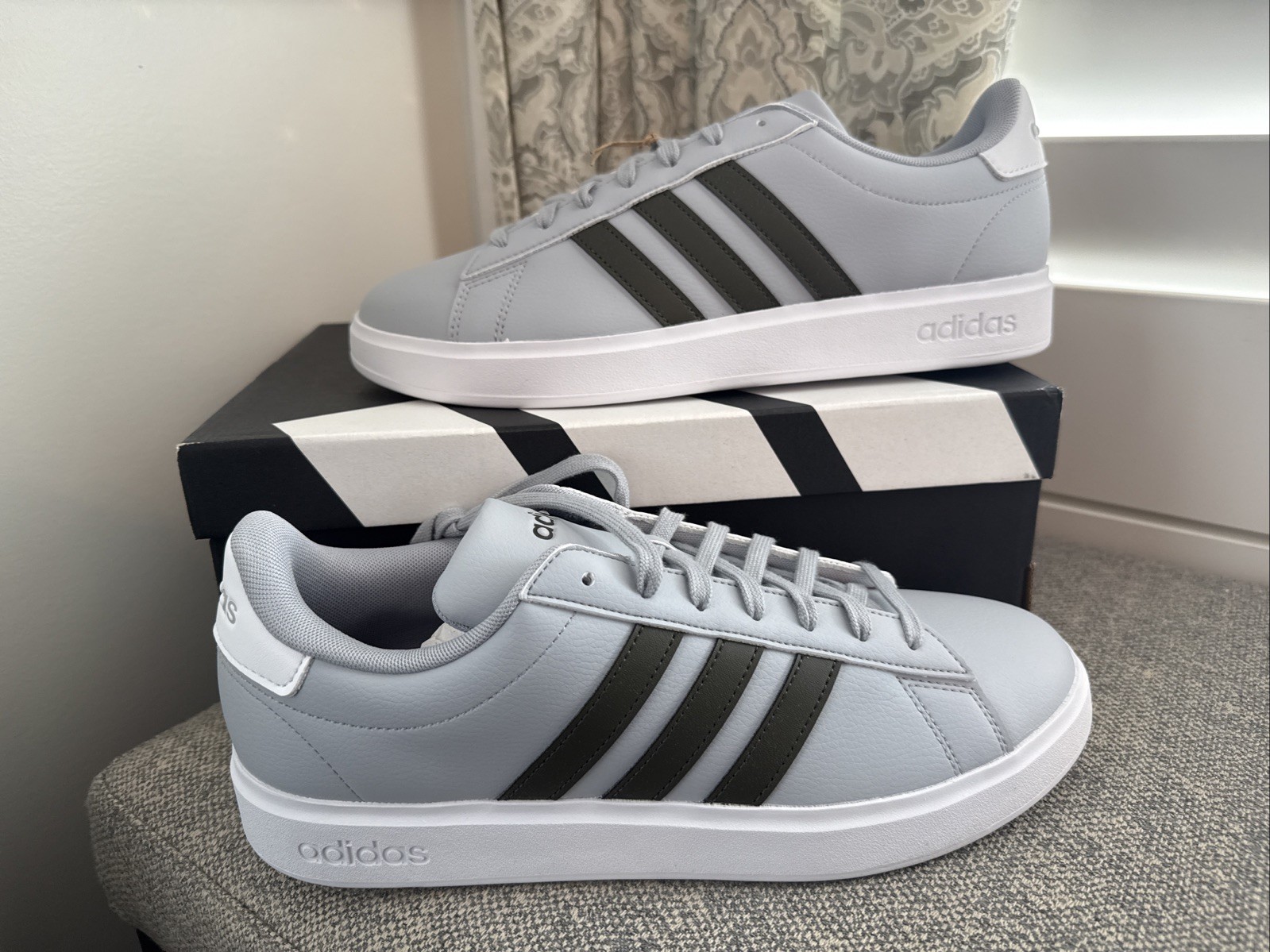 Size 10.5 Men’s adidas Grand Court Halo Silver Shadow Olive Sneakers ID4468