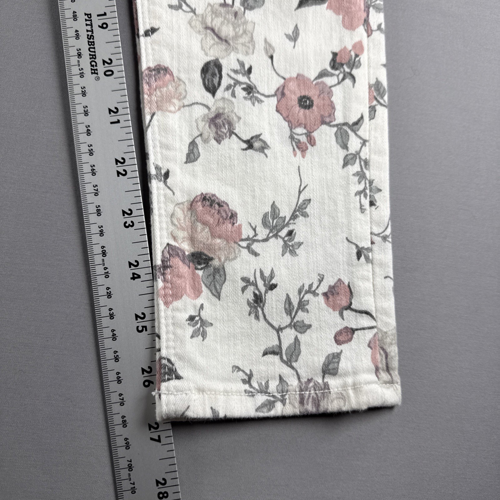 HUDSON Nico MidRise Super Skinny Jeans Suay Pink Floral Print Ankle Size 26