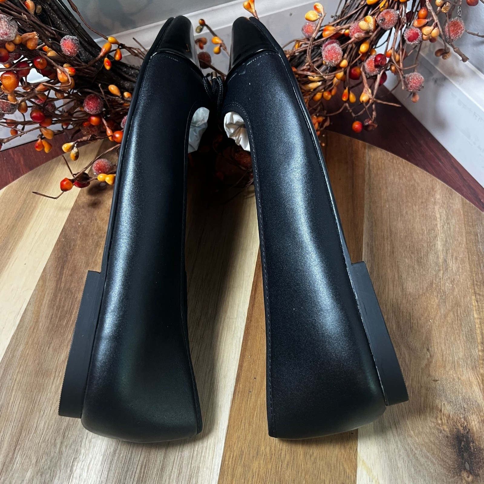 Steve Madden Celsius Solid Flat Women’s 10 Black Slip On Closure Bow Detail