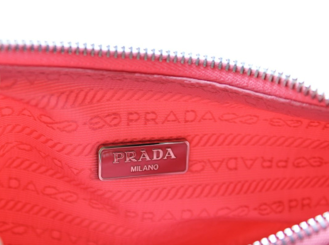 Prada Re-Edition 2005 Cloth Handbag RARE Excellent Condition