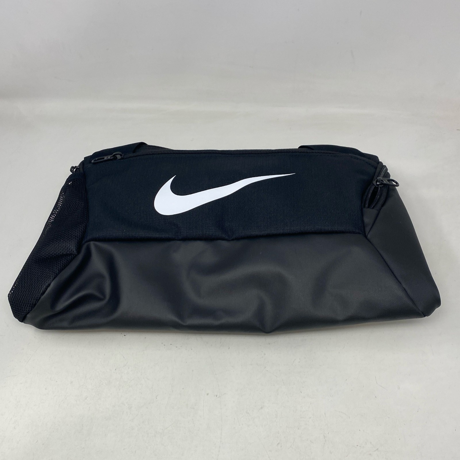 Nike Brasilia 9.5 XS Duffel Bag 25L Black/Black/White
