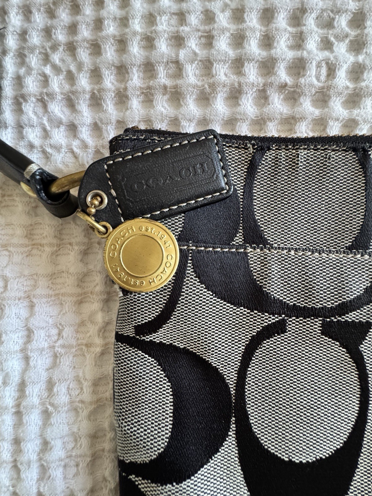 Coach Signature Logo Crossbody Bag Black/Gray Zip Gold Hardware Strap