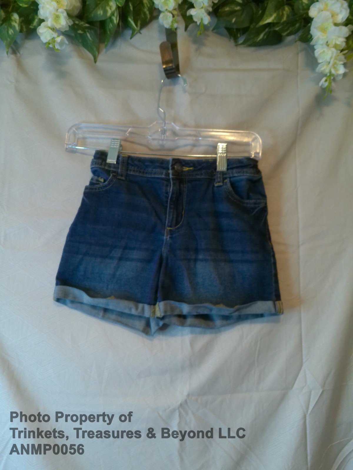 Girl’s Jordache Shorts Bundle of 3 Pair Size 10