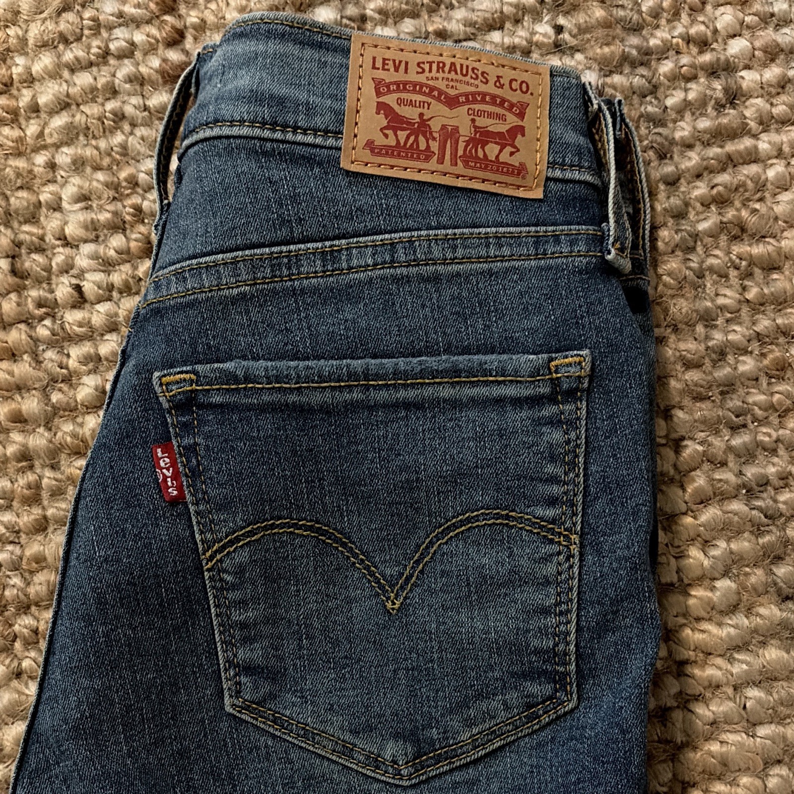 Levi’s 720 high rise super skinny jeans