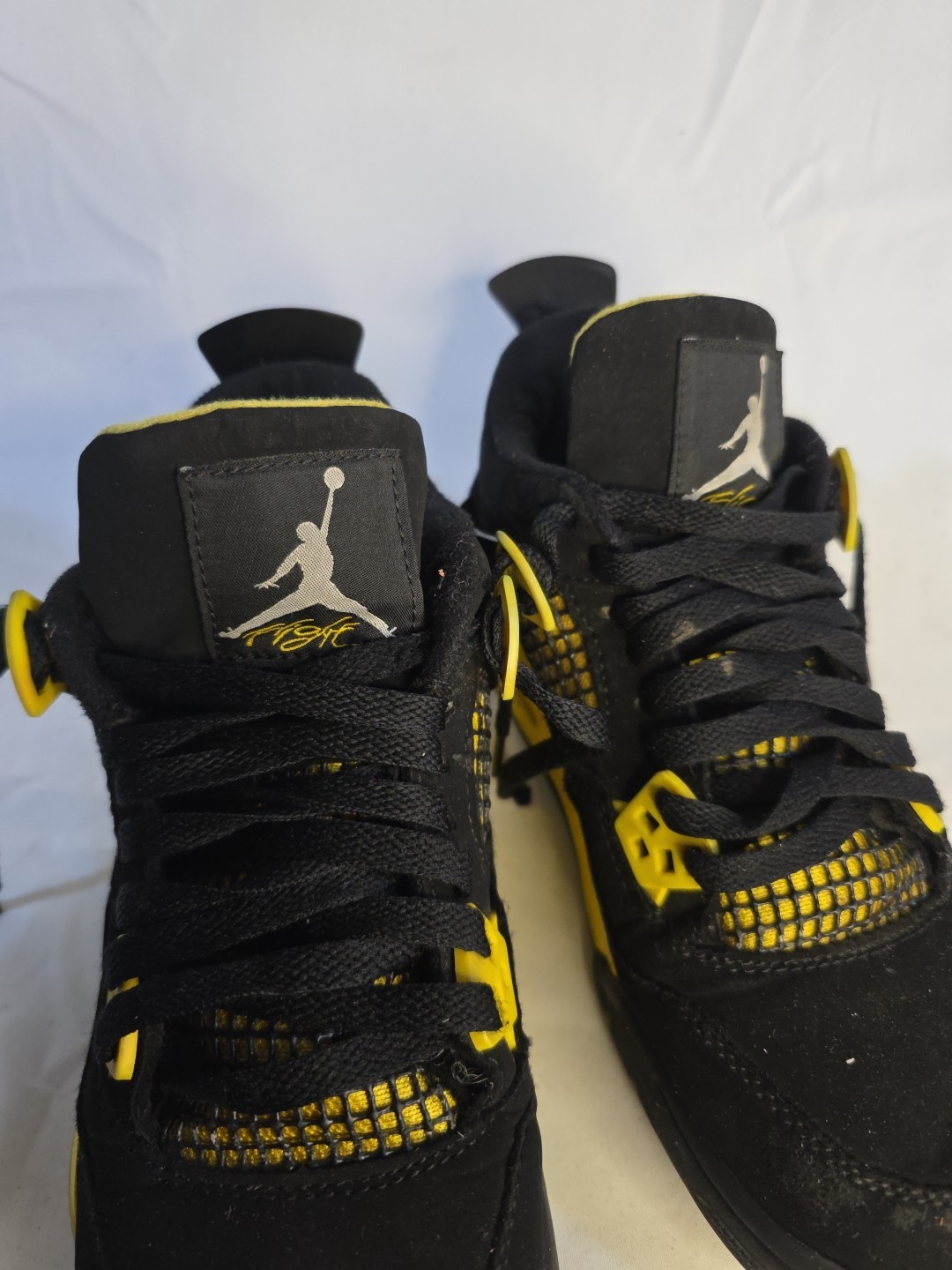 Jordan 4 Retro Yellow Thunders Size Y6.5