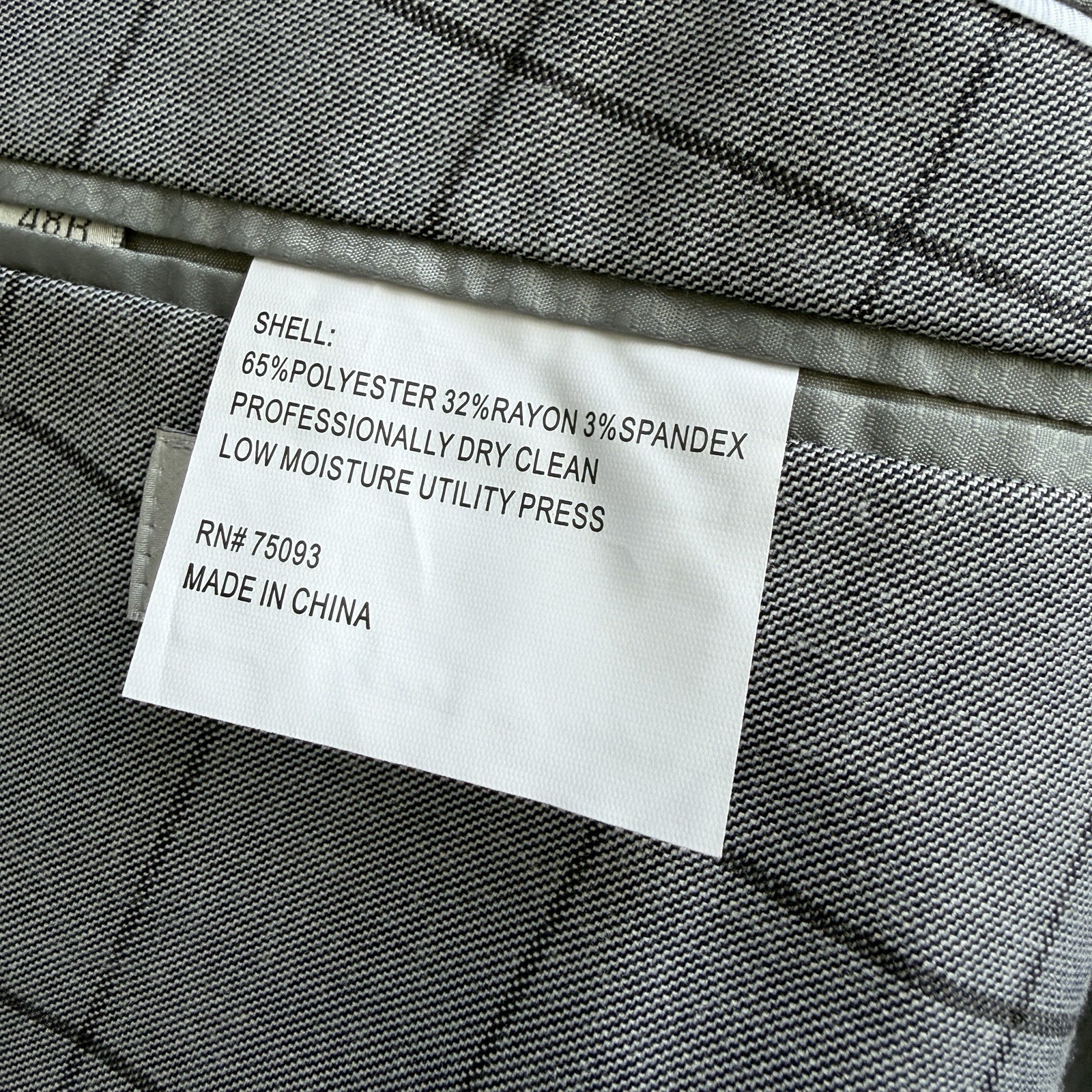 Lineage Mens 2pc Window Pane Suit 48R 40W Polyester Blend Light Grey Stretch