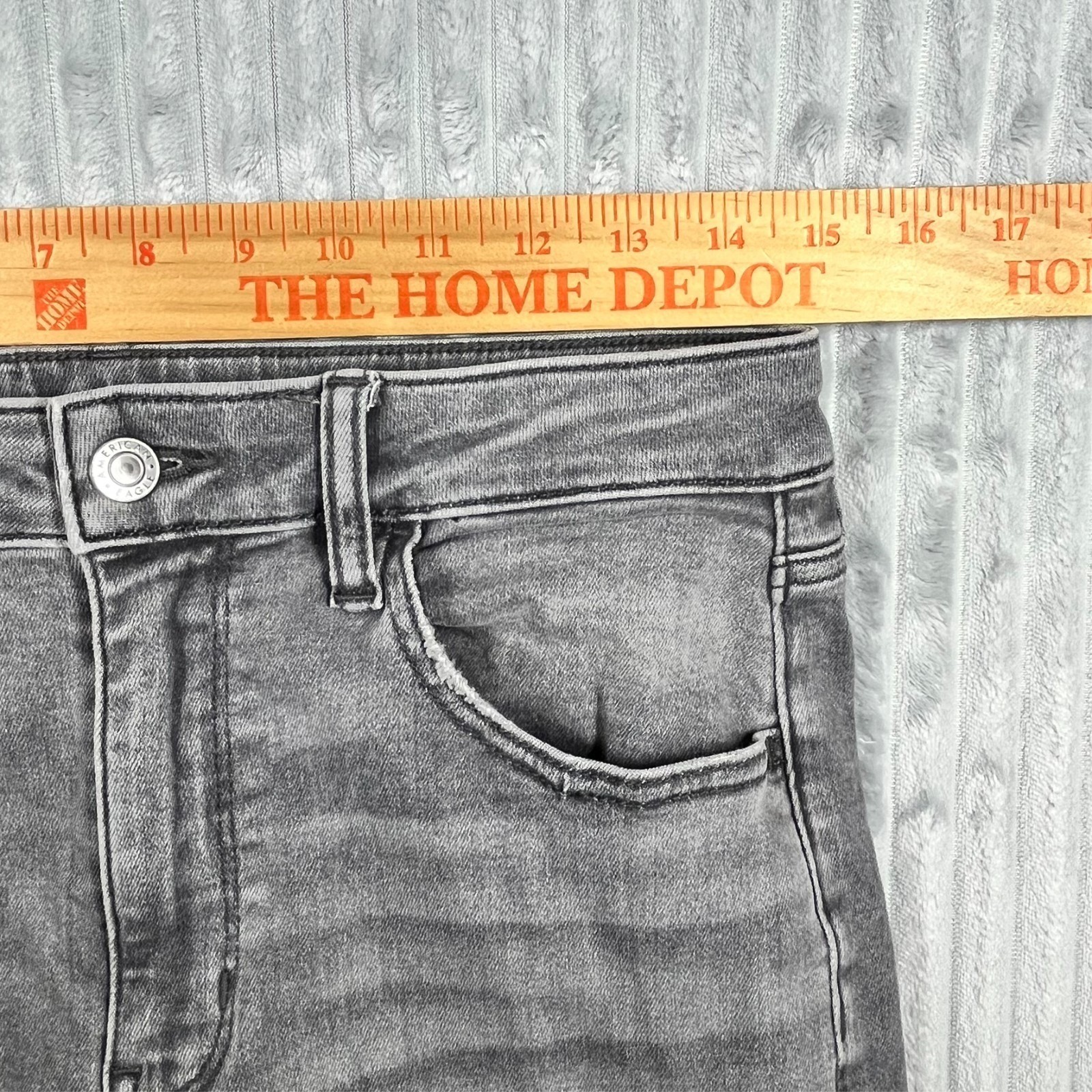 American Eagle Super Hi Rise Jegging Women’s 8 Long Distressed Flame Hem Pockets