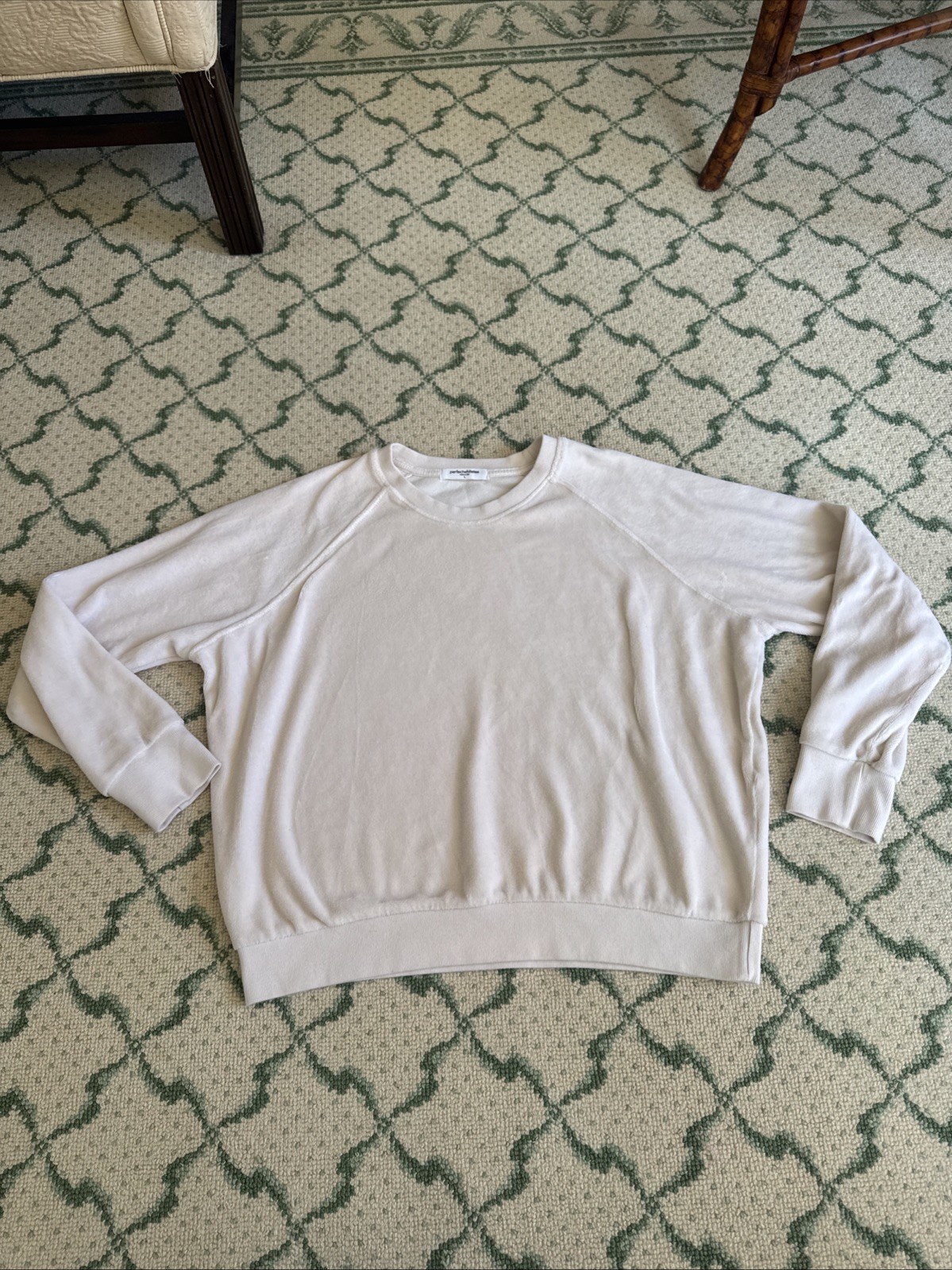 PERFECT WHITE TEE Stella Velour Crewneck Sweatshirt Ivory Sz L USA
