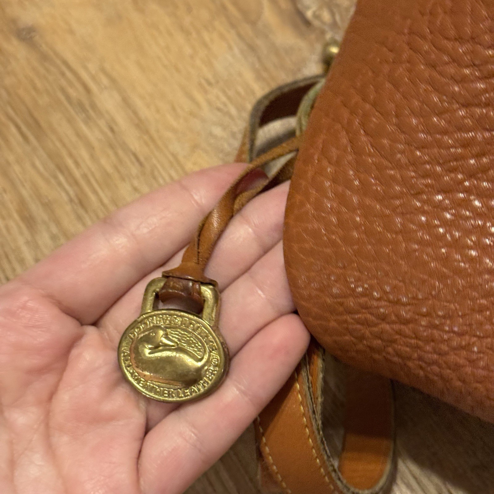 Vintage Dooney & Bourke AWL Leather Drawstring Bucket Bag Tan Crossbody