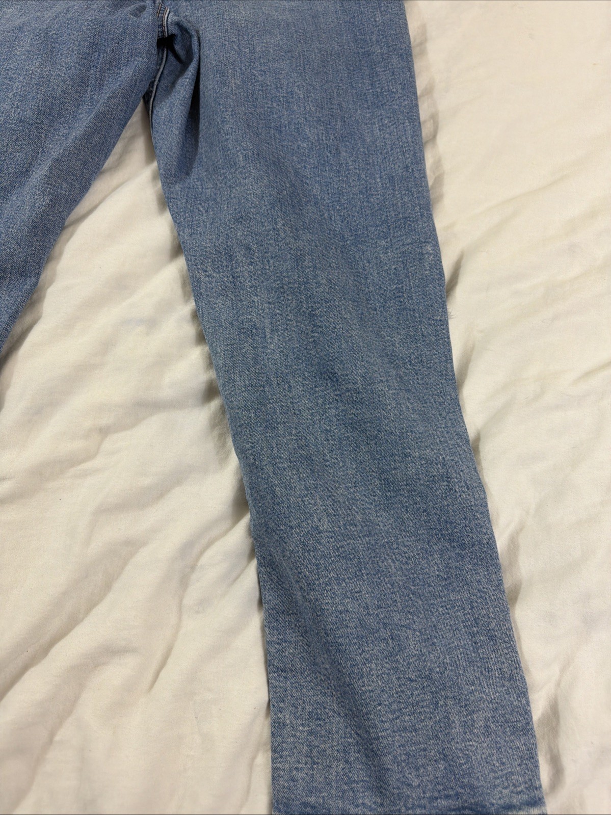 american eagle strigid Mom Jeans Womens Size 12 Medium Wash Thrashed