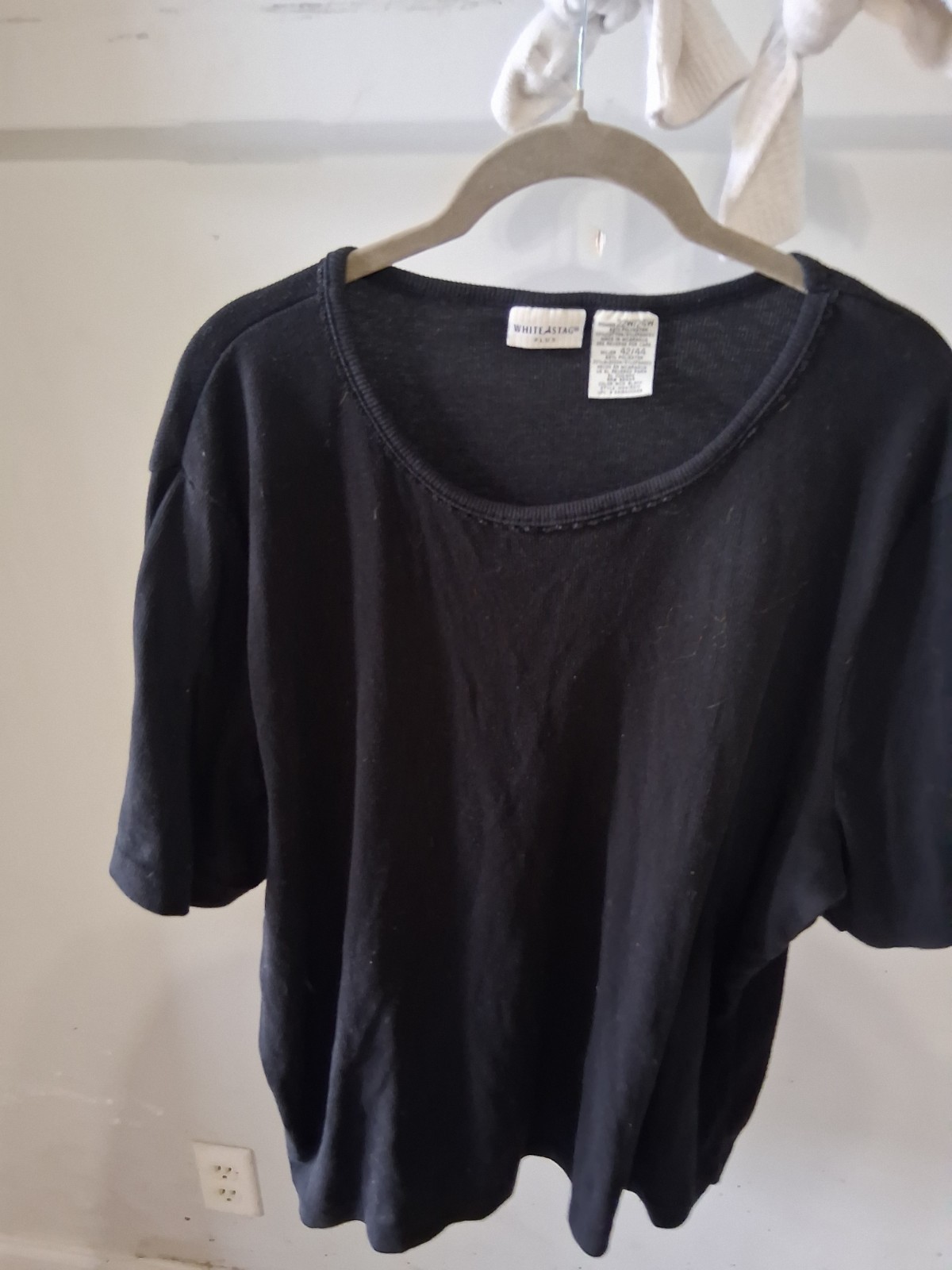 White Stag Women’s Plus 2X Black Solid Scoop Neck Short Sleeve Knit T-Shirt