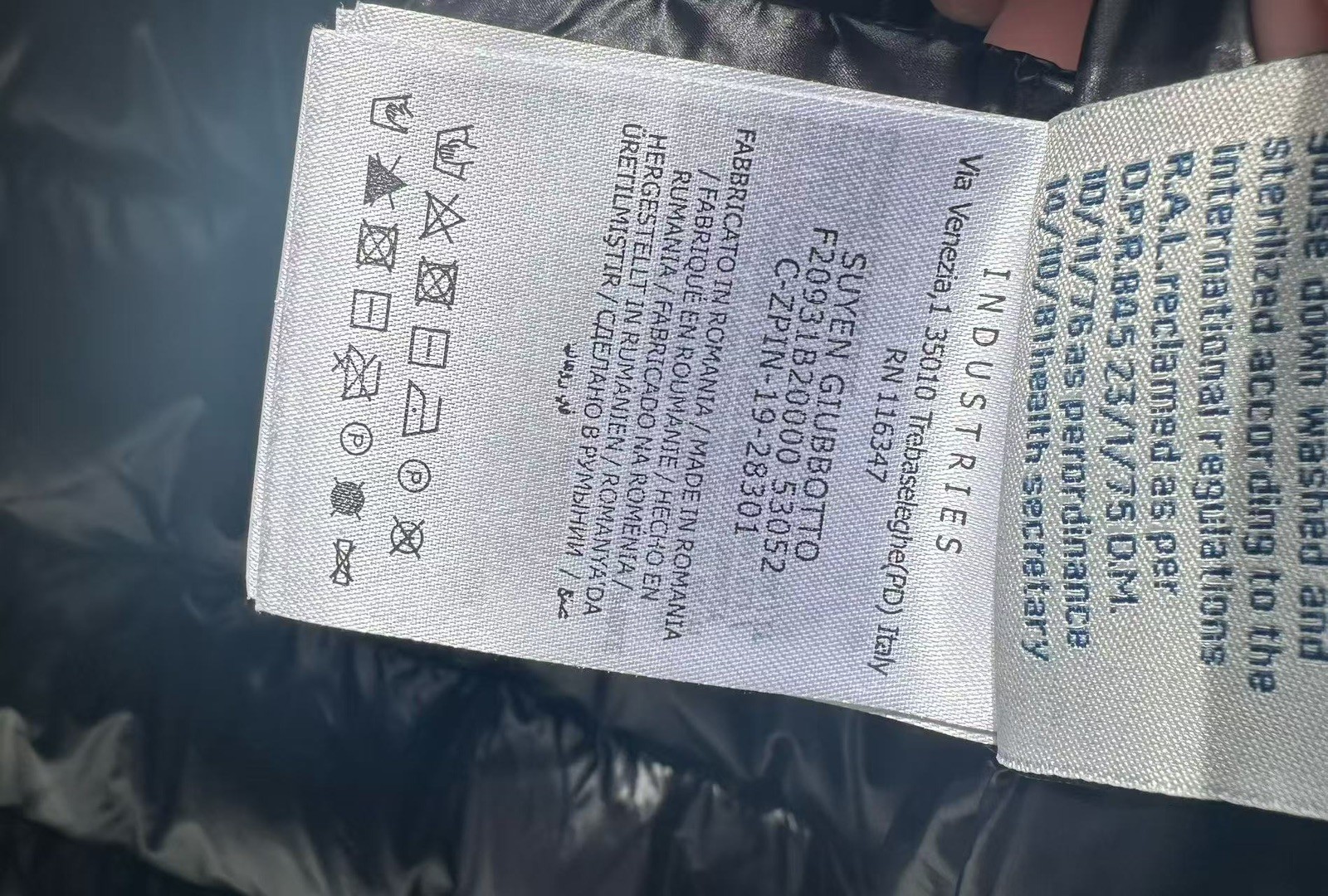 Doudoune légère Moncler Suyen Hooded Long Down Jacket SIZE 2