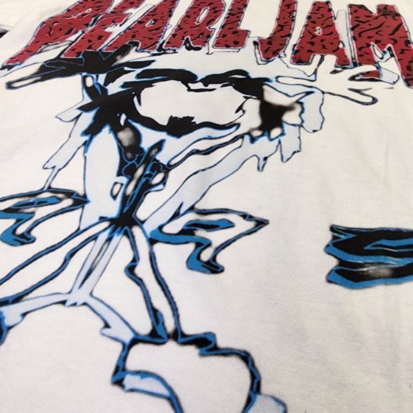 Pearl Jam Alive Graphic T-Shirt Size Small White Rock Band 90’s Modern!