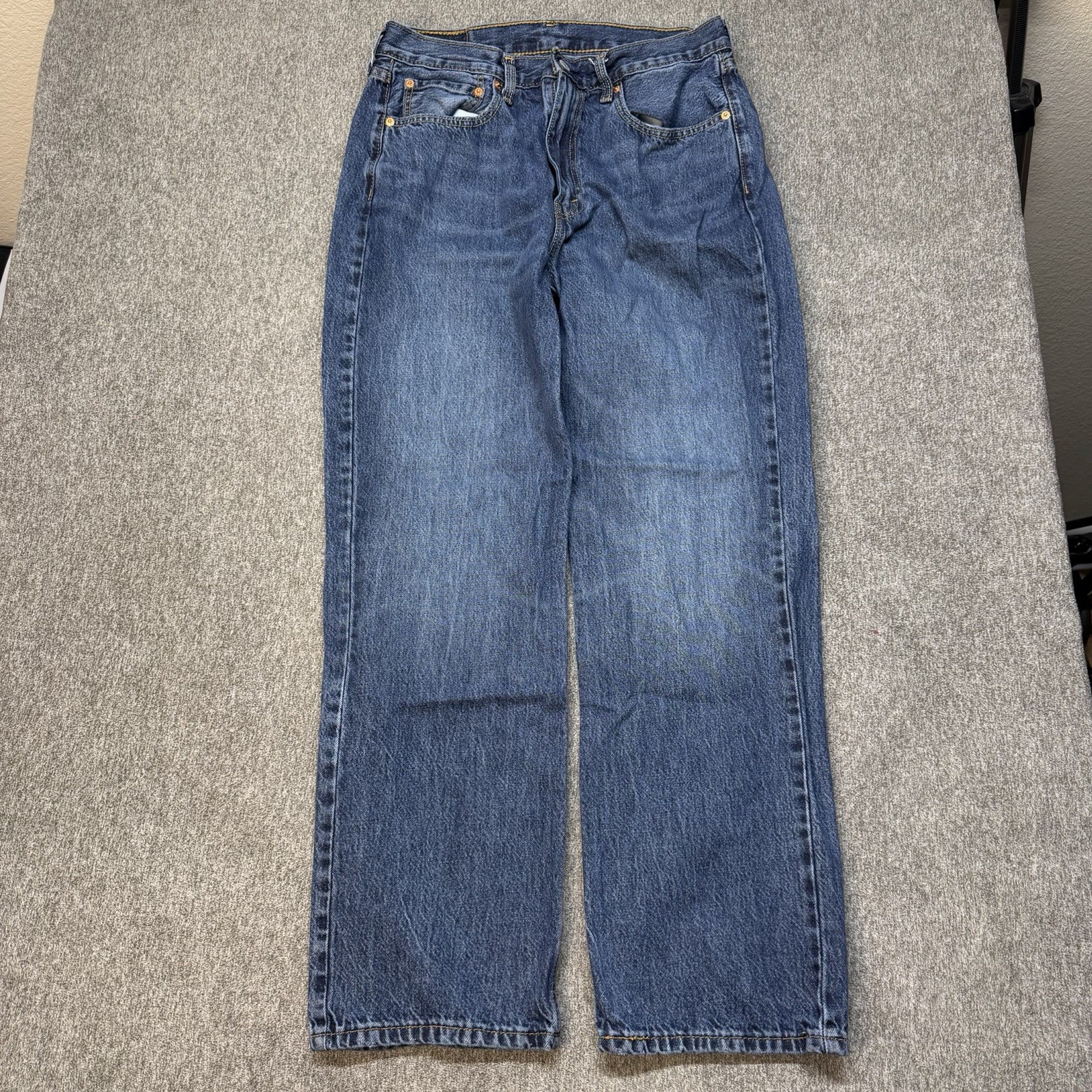 levi’s 565 33×32 dark wash jeans excellent condition regular fit