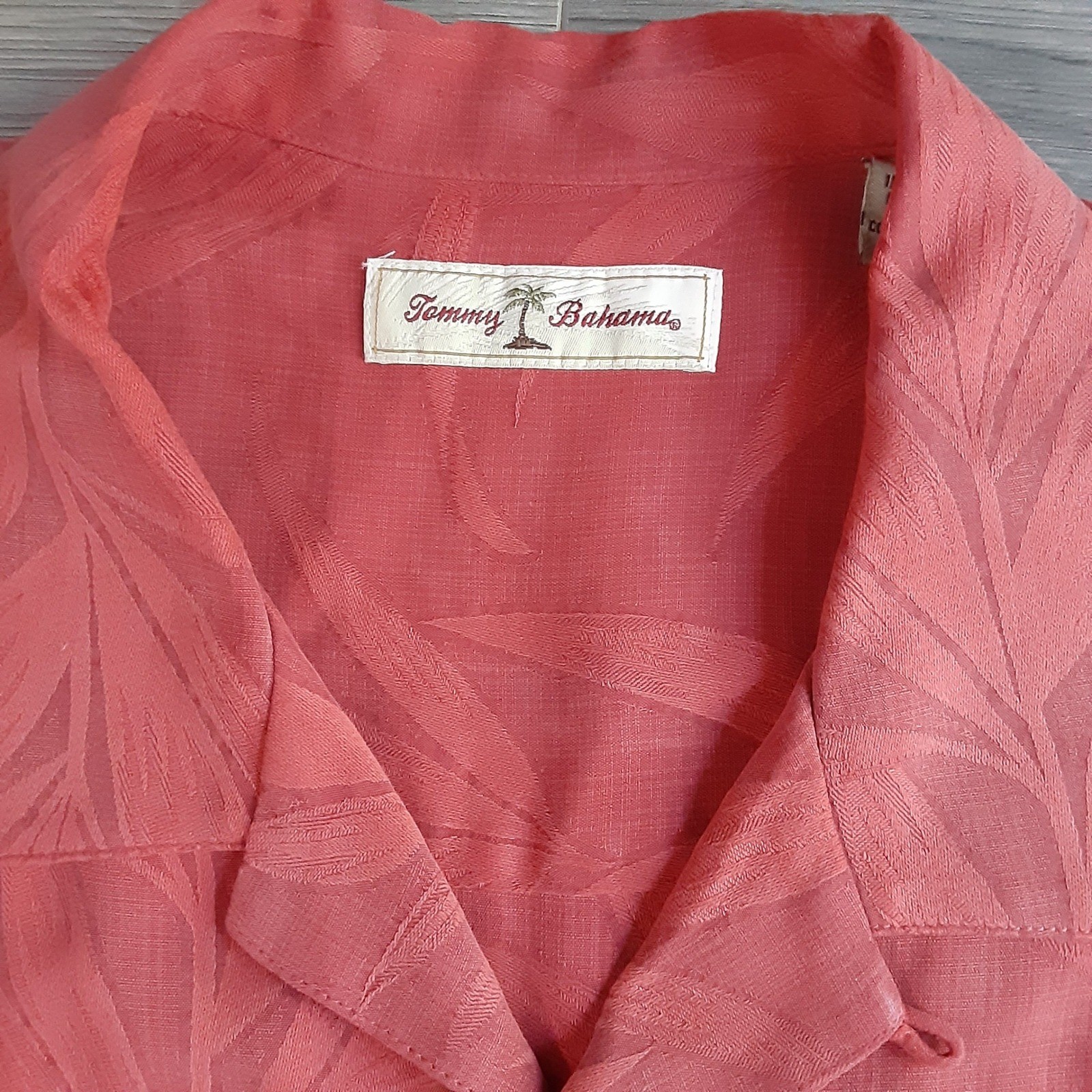 Tommy Bahama Mens Silk Camp Shirt Coral Tonal Jacquard Leaf Short Sleeve Large