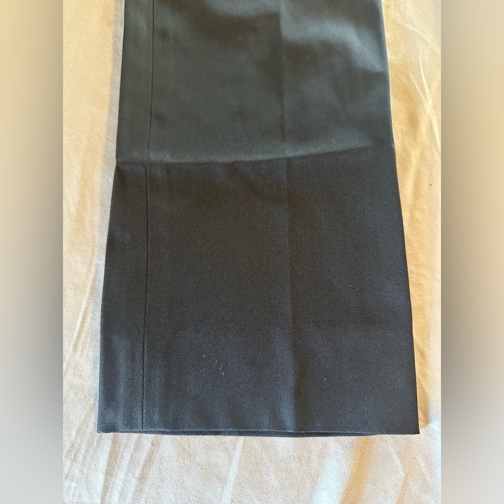 DKNY Black Active Stretch Ankle Pants Size 4 NWOT