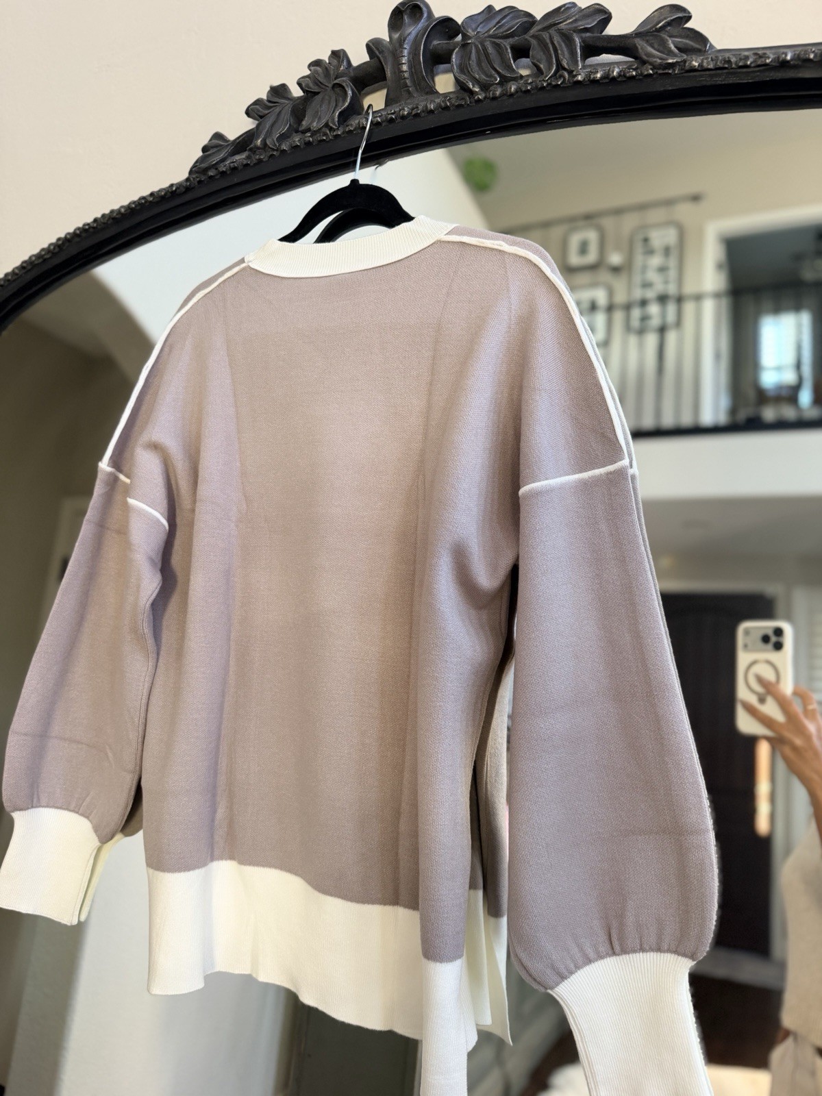 NEW Womens Oversized Colorblock Knit Sweater Crewneck Top Taupe L NWT Batwing