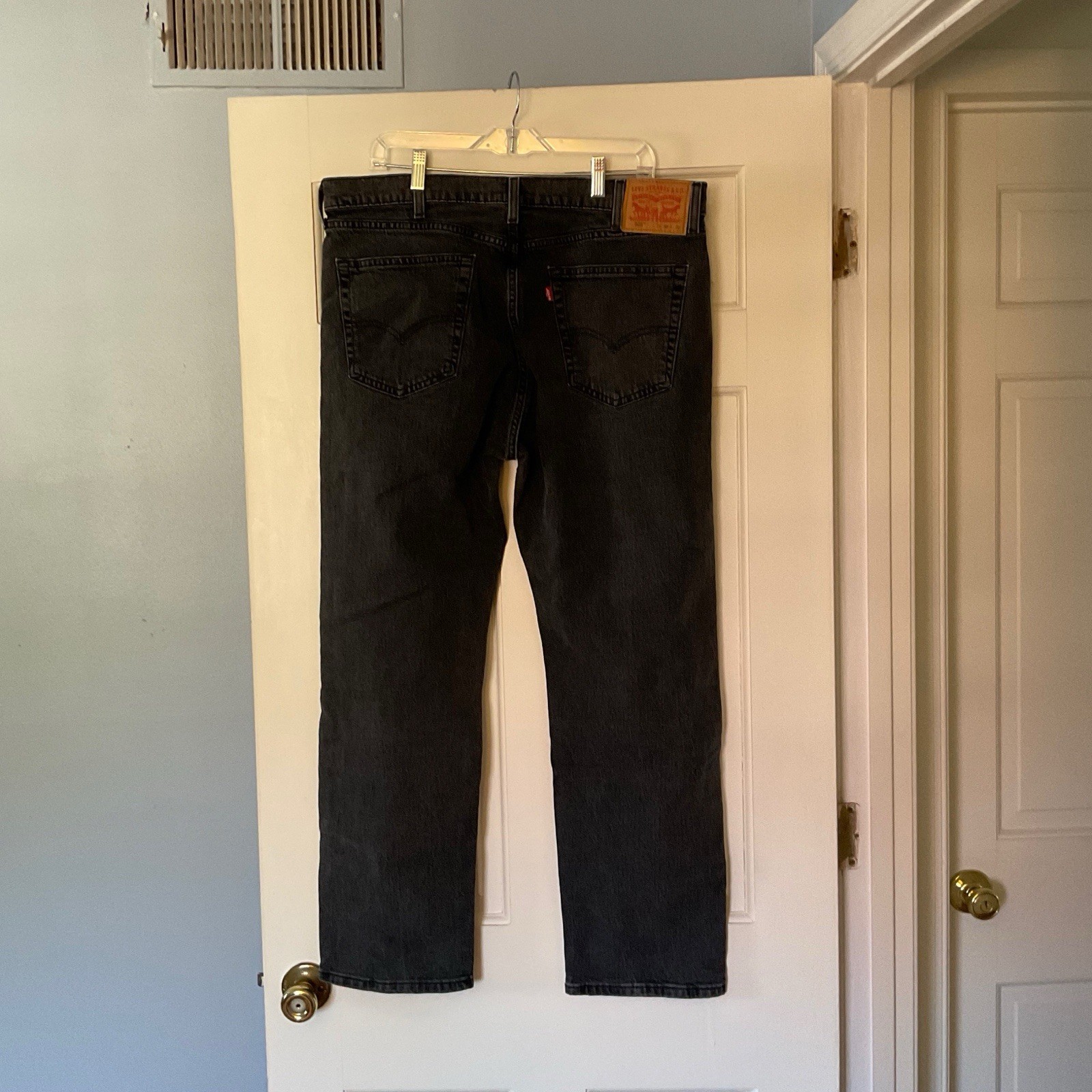 Levi’s 505 Jeans Classic Straight Leg Washed Black Men’s Size 38×30