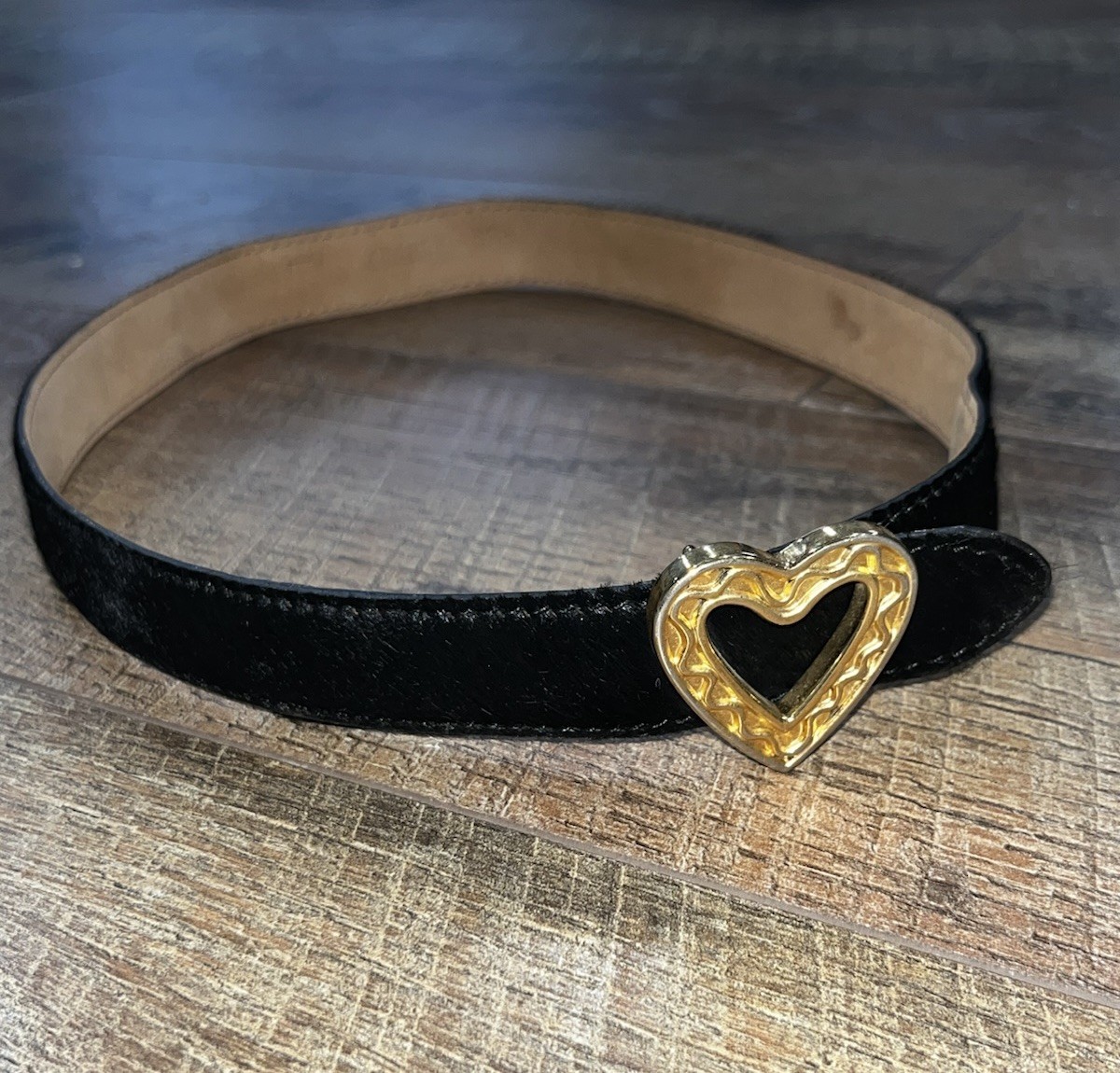 Vintage 90s Moschino Redwall Heart Buckle Black Furry Leather Belt Italy 28-32