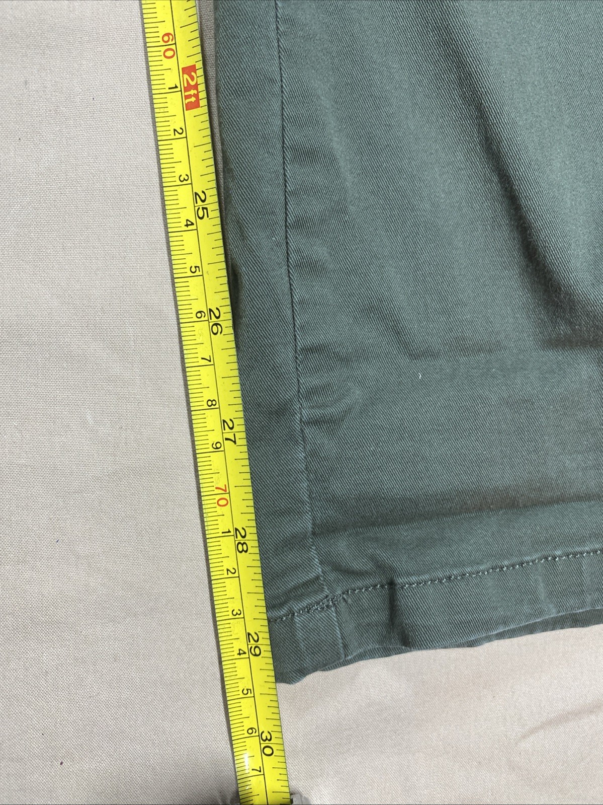 Vuori Pants Trousers Women’s 30×29 Khaki Olive Green Tapered