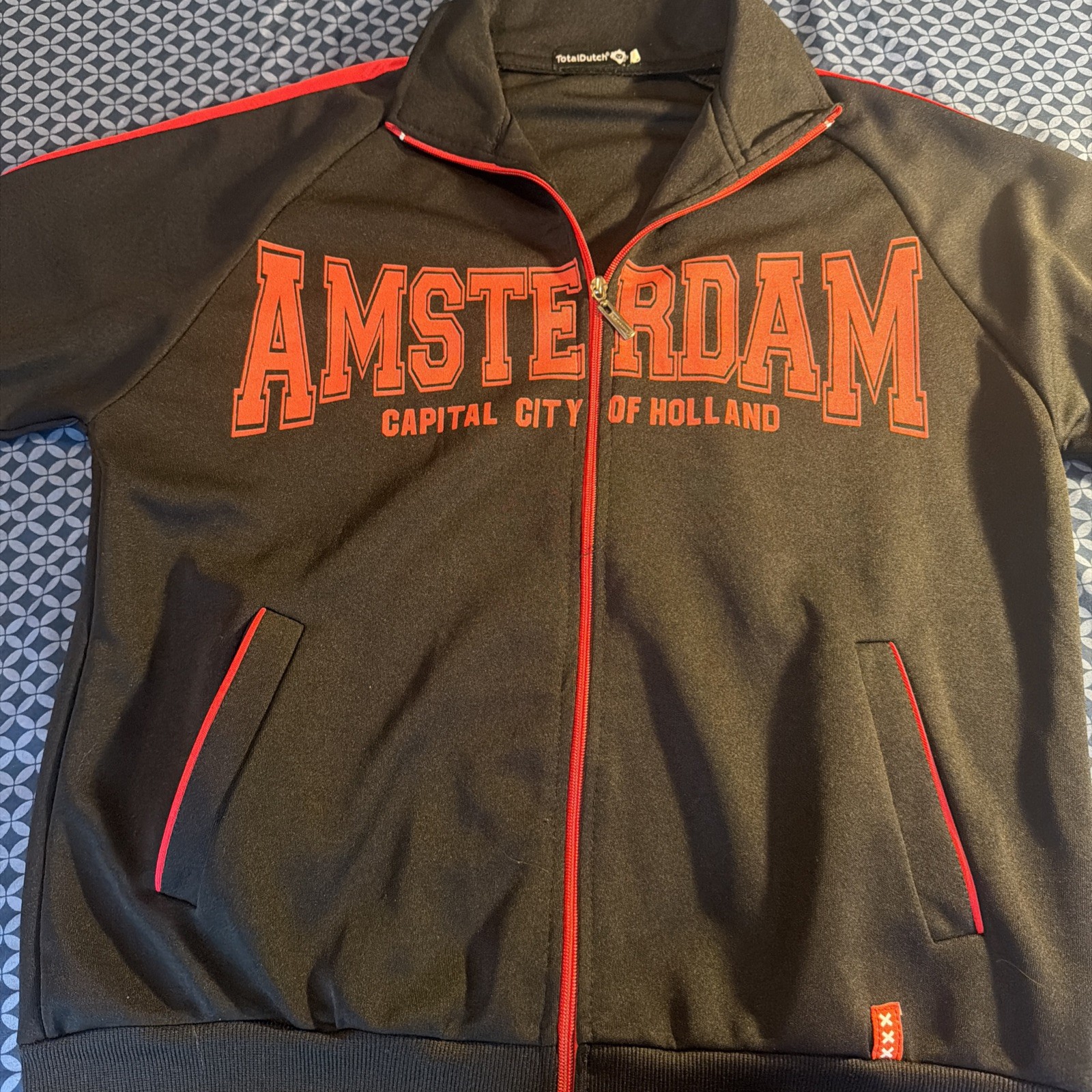 Total Dutch AMSTERDAM HOLLAND Embroidered Hoodie Full Zip size Medium MENS