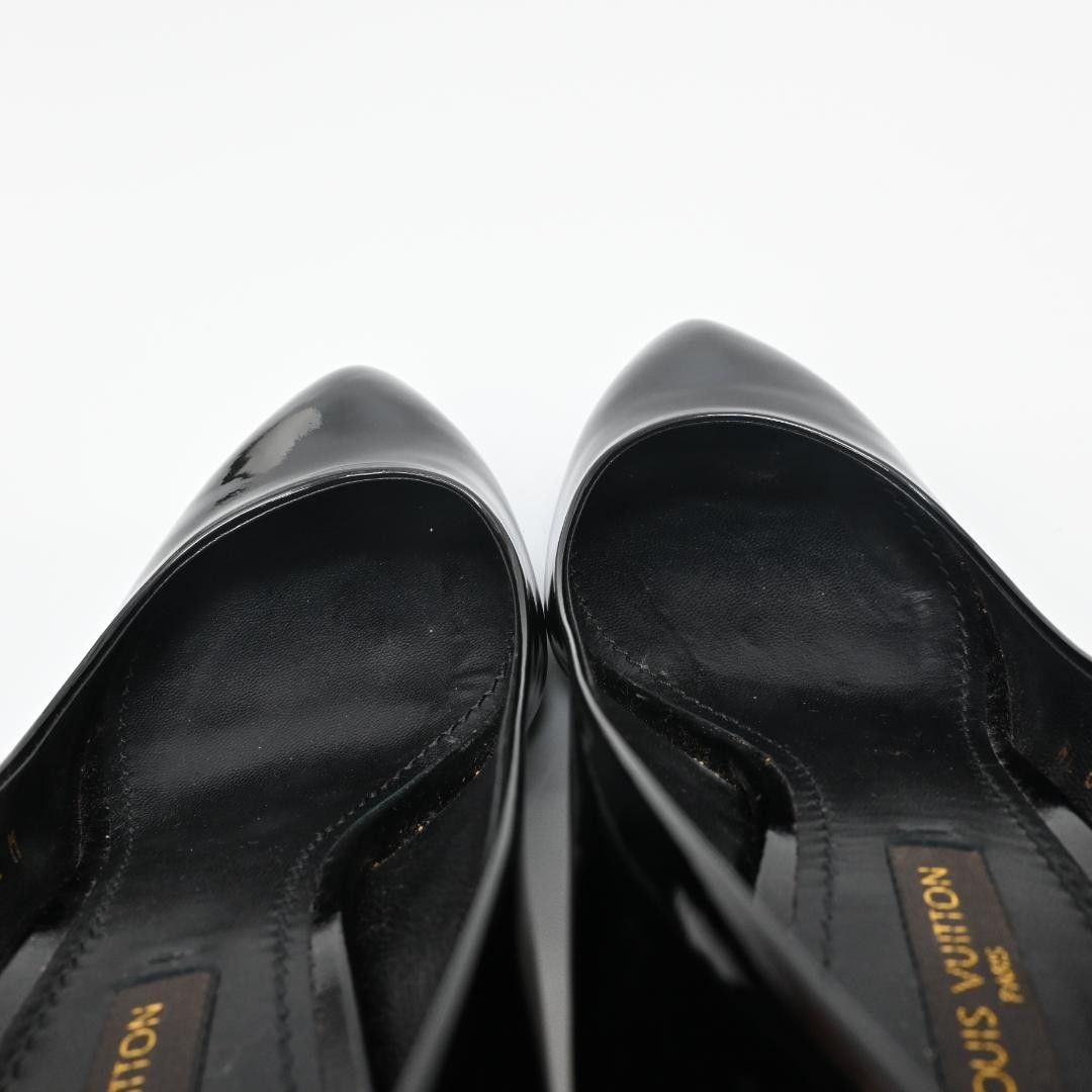 Louis Vuitton Patent Leather Padlock Pumps EU 35 US 5 Heel 7.1-10cm 061528d