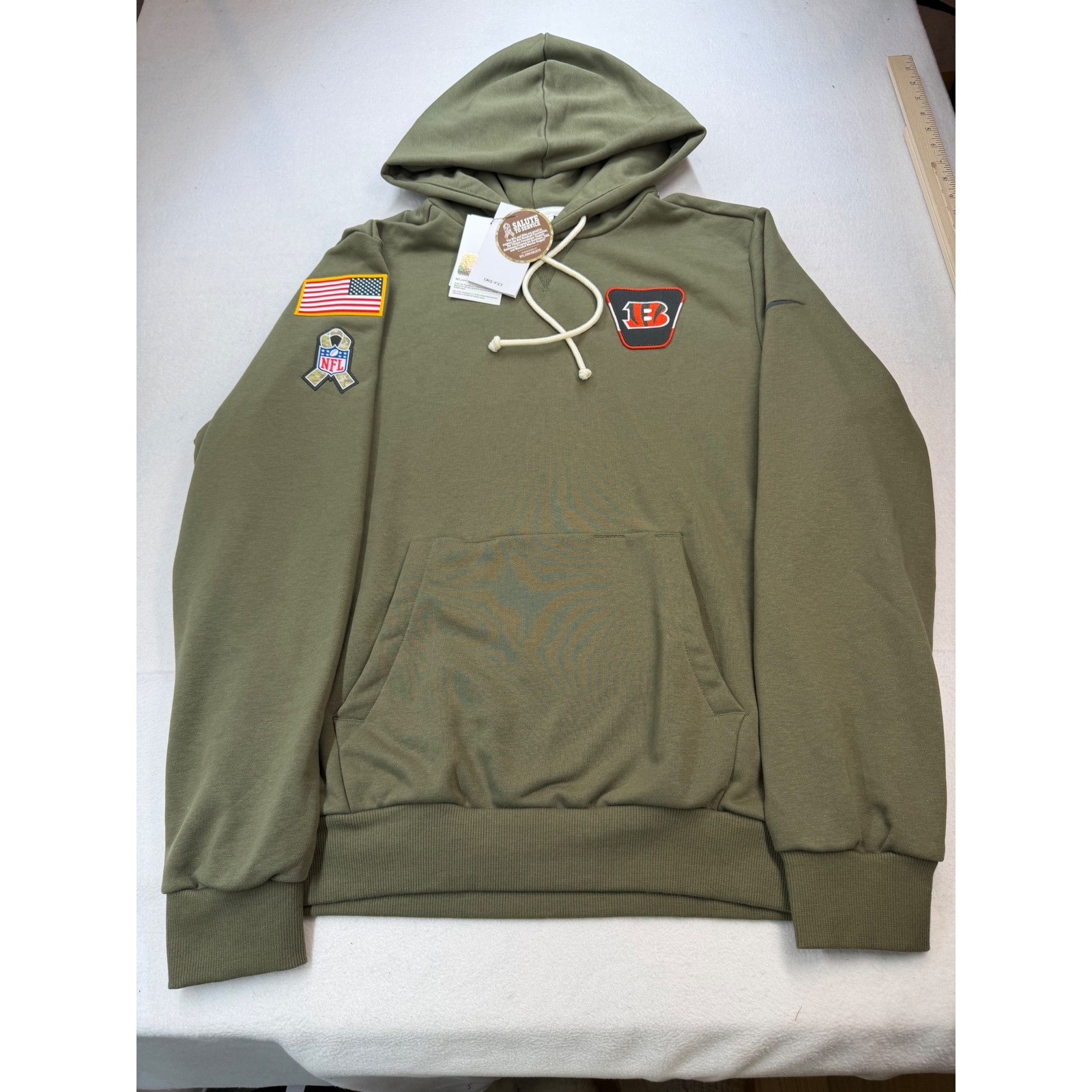 Nike Cincinnati Bengals Salute To Service Olive Dri-FIT Hoodie Medium NWT ($115)