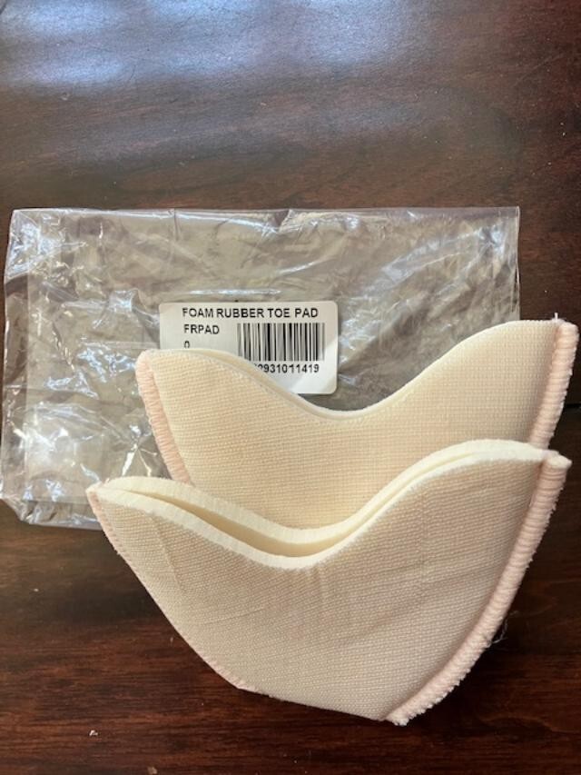 NEW Capezio Foam Rubber Toe Pads Dance Ballet Pointe Shoes Adult Medium & Large