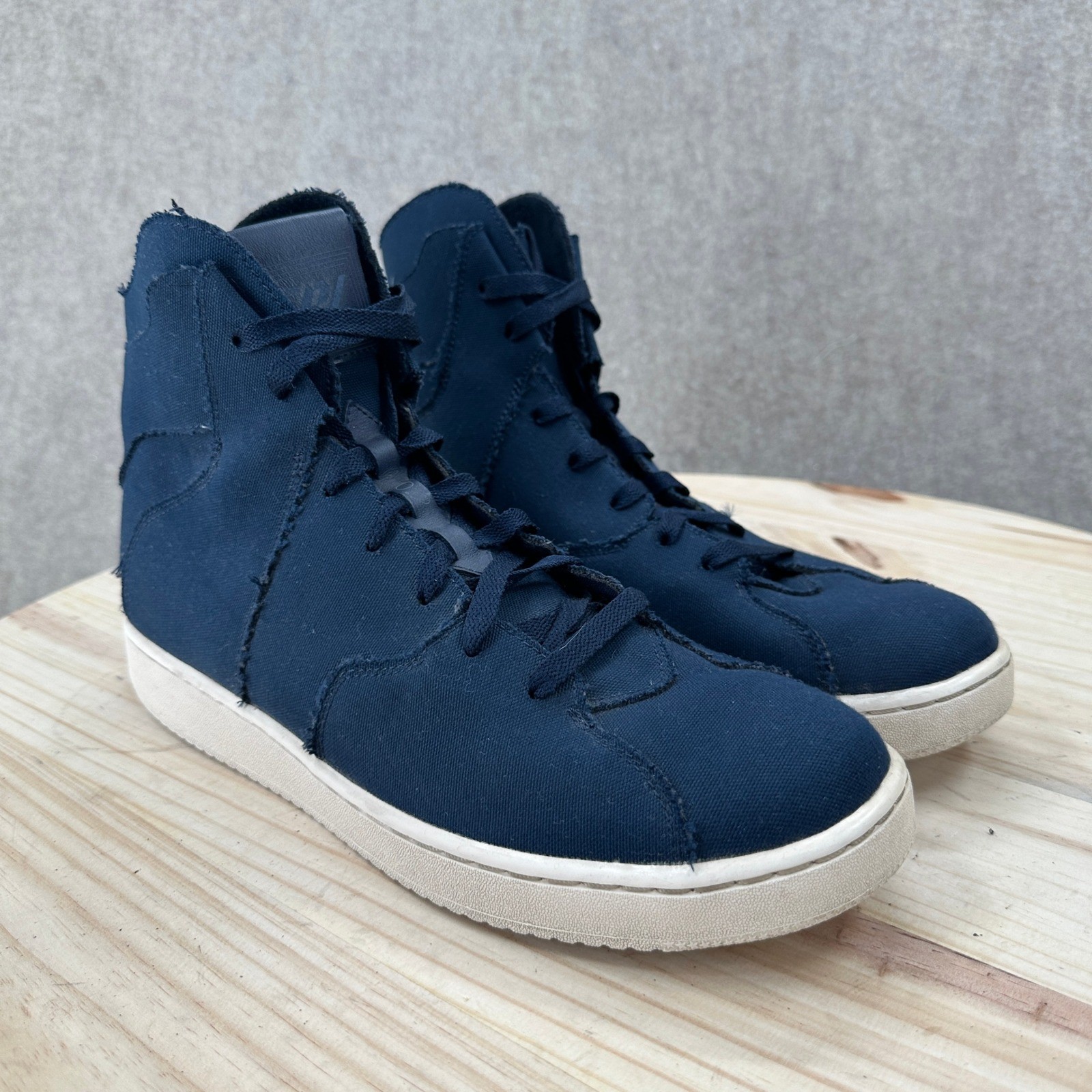Jordan Westbrook 0.2 Obsidian Mens 11.5 Navy Blue Canvas High Top Sneakers