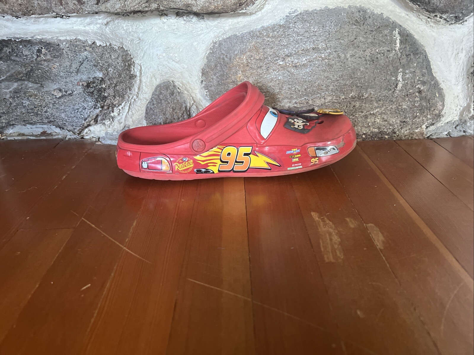 Lightning McQueen Crocs/Clogs Size 9M W11 USED!