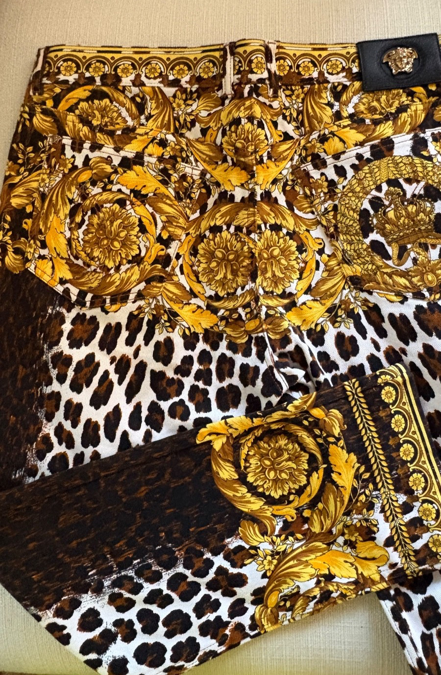 Versace Tribute Wild Baroque SS 2019 Women’s Jeans Sz 36 Italy Excellent Cond