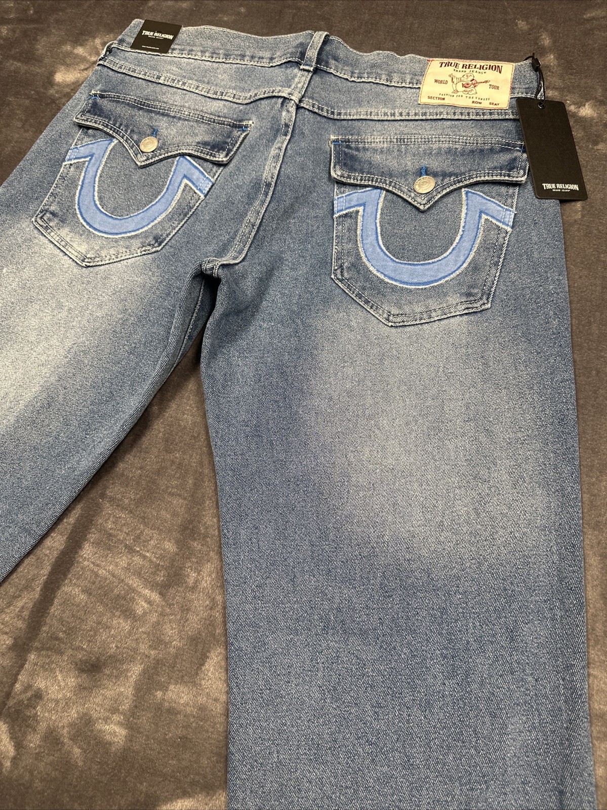 True Religion Geno “Light Pacific Wash” 33×32/Blue Relaxed Slim #700986